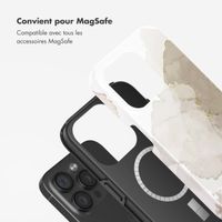 Selencia Coque arrière Vivid Tough avec MagSafe iPhone 15 Pro - Marble Light Brown