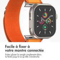 imoshion Bracelet en nylon Alpine Apple Watch Series 1 t/m 11 / SE / Ultra (44/45/46/49 mm) - Orange