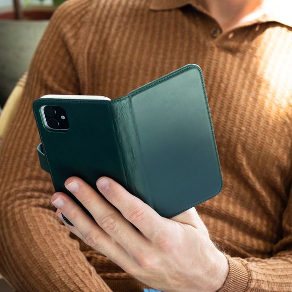 Selencia Étui de téléphone en cuir véritable iPhone 11 - Vert