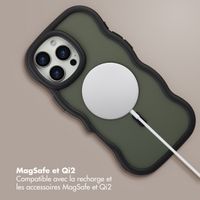 Selencia Coque arrière Wavy avec MagSafe Apple iPhone 16 Pro Max - Noir