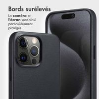 Accezz Étui de télephone portefeuille en cuir 2-en-1 avec MagSafe Apple iPhone 15 Pro Max - Onyx Black