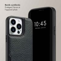 Selencia Coque arrière avec cordon et porte-cartes Nova iPhone 14 Pro - Noir