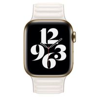 Apple Bracelet Leather Link Apple Watch Series 1 t/m 9 / SE (38/40/41 mm) | Series 10 / 11 (42 mm) - Taille M/L - Chalk