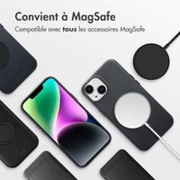 Accezz Coque arrière en cuir avec MagSafe Apple iPhone 14 - Onyx Black