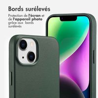 Accezz Coque arrière en cuir avec MagSafe Apple iPhone 14 - Cedar Green