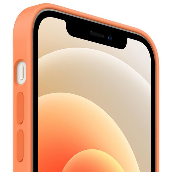 Apple Coque en silicone MagSafe Apple iPhone 12 (Pro) - Kumquat
