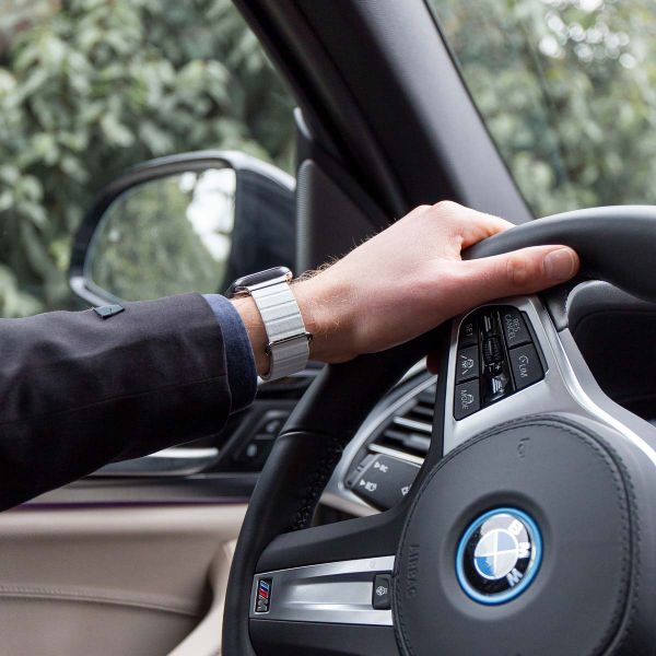 imoshion Bracelet en cuir magnétique Apple Watch Series 1 t/m 9 / SE (38/40/41 mm) | Series 10 / 11 (42 mm) - Blanc