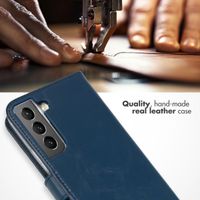 Selencia Étui de téléphone portefeuille en cuir véritable Samsung Galaxy S22 - Bleu