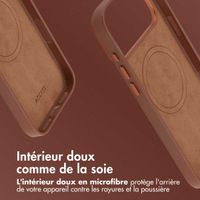 Accezz Coque arrière en cuir avec MagSafe Apple iPhone 17 Pro Max - Sienna Brown