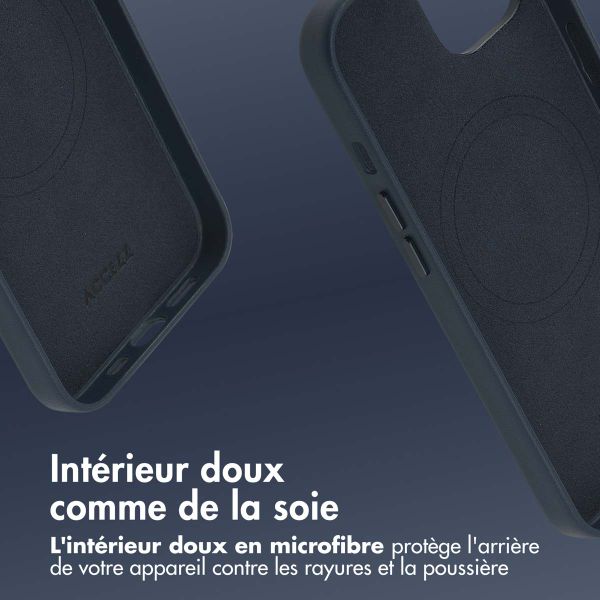 Accezz Coque arrière en cuir avec MagSafe Apple iPhone 13 - Nightfall Blue