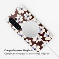 Selencia Coque arrière Vivid avec MagSafe Samsung Galaxy S25 - Choco Flower Pop