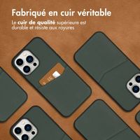 Accezz Coque en cuir de qualité supérieure avec fentes pour cartes Apple iPhone 14 Pro Max - Vert