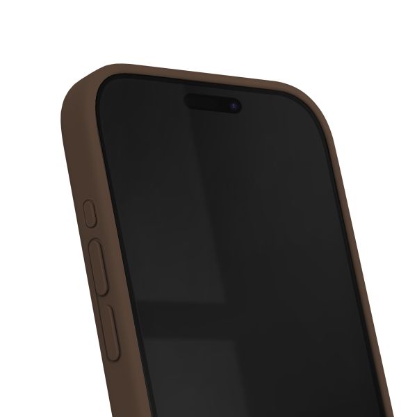 iDeal of Sweden Coque en silicone avec MagSafe Apple iPhone 15 Pro Max - Mocha Mousse