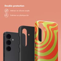 Selencia Coque arrière Vivid Samsung Galaxy S24 - Wavy Swirl Orange Fern