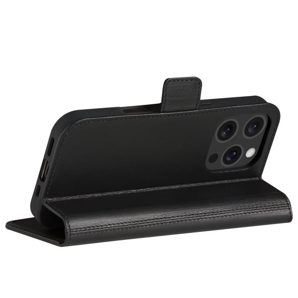 dbramante1928 Étui de télephone portefeuille Apple iPhone 16 Pro - Noir