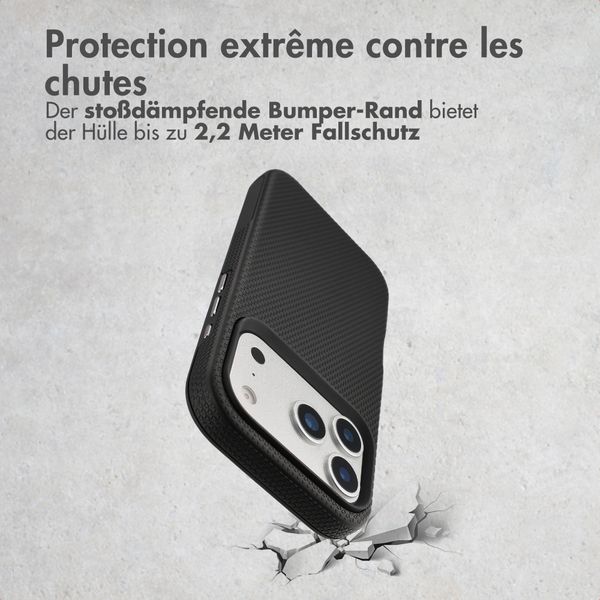 Accezz Coque Tough avec MagSafe Apple iPhone 17 Pro Max - Noir