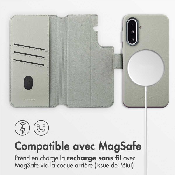 Accezz Étui de télephone portefeuille en cuir 2-en-1 avec MagSafe Samsung Galaxy A36 / A56 - Light Grey