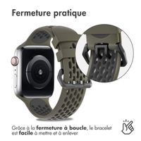 imoshion ﻿Boucle de bracelet de sport en silicone Apple Watch Series 1 á 9 / SE (38/40/41 mm) | Series 10 / 11 (42 mm) - Vert / Noir