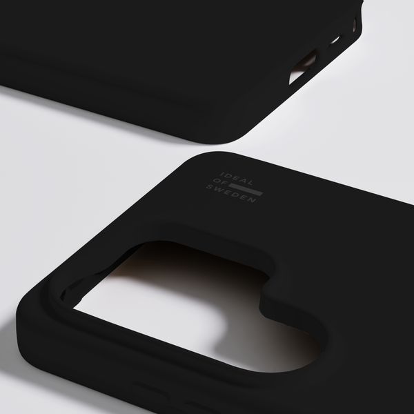 iDeal of Sweden Coque en silicone avec MagSafe Samsung Galaxy S26 Ultra - Noir