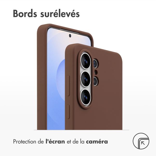 Accezz Coque Liquid Silicone avec MagSafe Samsung Galaxy S26 Ultra - New Tea Brown