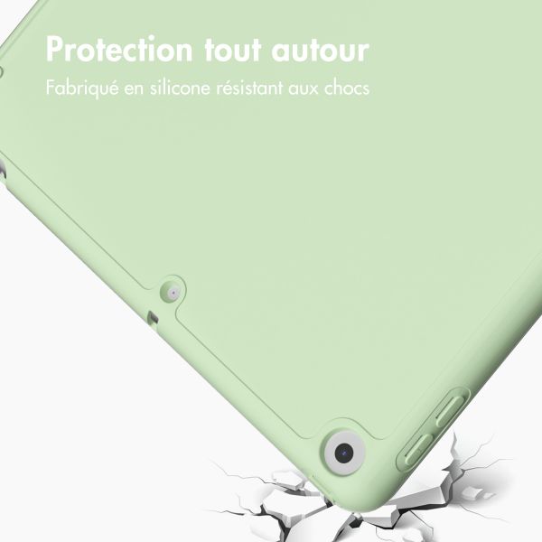 Accezz Étui de téléphone portefeuille Smart Silicone iPad 6 (2018) 9.7 pouces / iPad 5 (2017) 9.7 pouces - Vert clair