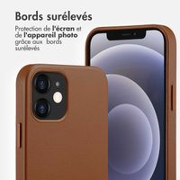 Accezz Coque arrière en cuir avec MagSafe Apple iPhone 12 (Pro) - Sienna Brown