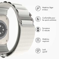 imoshion Bracelet en nylon Alpine Apple Watch Series 1 t/m 9 / SE (38/40/41 mm) | Series 10 / 11 (42 mm) - Blanc
