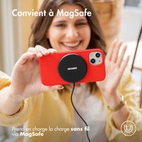 Accezz Coque Liquid Silicone avec MagSafe iPhone 15 Pro Max - Rouge