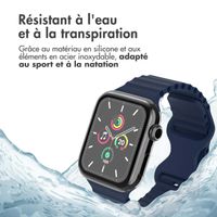 imoshion Bracelet en silicone athlétique Apple Watch Series 1 à 9 / SE (38/40/41 mm) | Series 10 (42 mm) - Bleu foncé