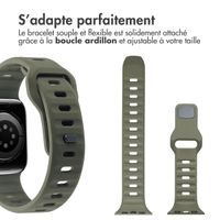 imoshion Bracelet en silicone Active Sport Apple Watch Series 1-9 / SE (38/40/41 mm) | Series 10 (42 mm) - Vert Noirâtre