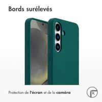 Accezz Coque Liquid Silicone avec MagSafe Samsung Galaxy S25 - Forest Green