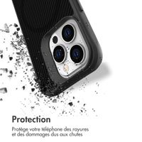 imoshion Rugged Hybrid Carbon Case avec MagSafe Apple iPhone 14 Pro Max - Noir