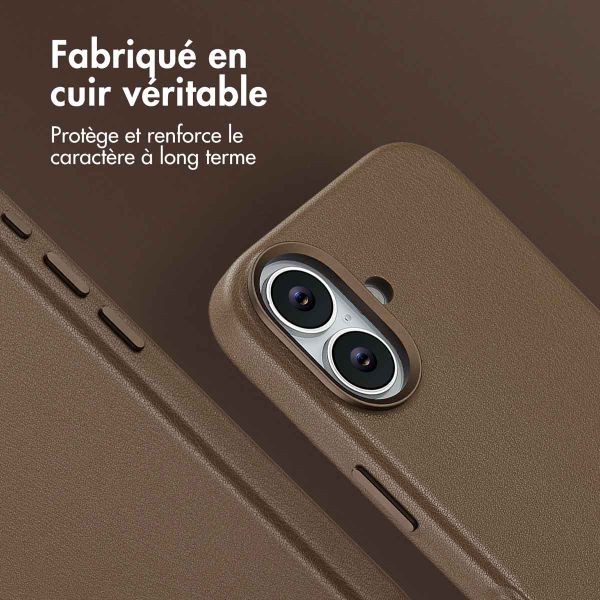 Accezz Coque arrière en cuir avec MagSafe Apple iPhone 17 - Marron café