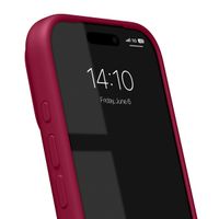 iDeal of Sweden Coque en silicone avec MagSafe Apple iPhone 17 Pro - Cranberry