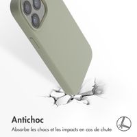 Accezz Coque Liquid Silicone avec MagSafe Apple iPhone 13 Pro - Cooper Green