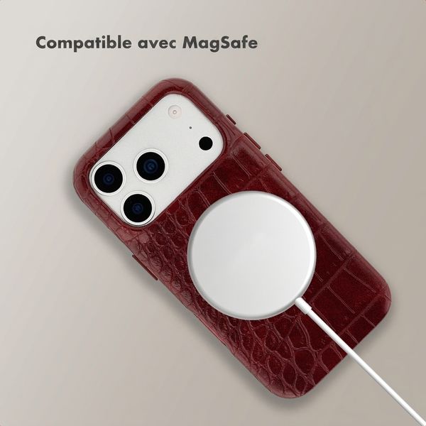 Selencia Coque arrière Croco avec MagSafe Apple iPhone 17 Pro Max - Burgundy
