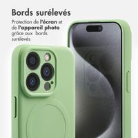 imoshion Coque Couleur avec MagSafe Apple iPhone 15 Pro - Vert