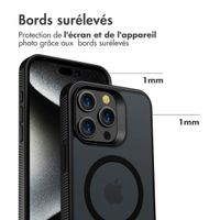 Accezz Coque Givrée Robuste avec MagSafe iPhone 15 Pro Max - Noir