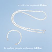 imoshion Coque avec dragonne + bracelet Apple iPhone SE (2022 / 2020) / 8 / 7 - Perles Cœurs