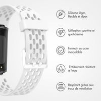 imoshion Bracelet de sport en silicone avec trous Fitbit Charge 5 / Charge 6 - Blanc