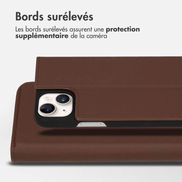 Accezz Étui de téléphone Slim Folio en cuir de qualité supérieure iPhone 14 Plus - Brun