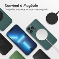imoshion Coque Couleur avec MagSafe Apple iPhone 13 Pro Max - Vert foncé