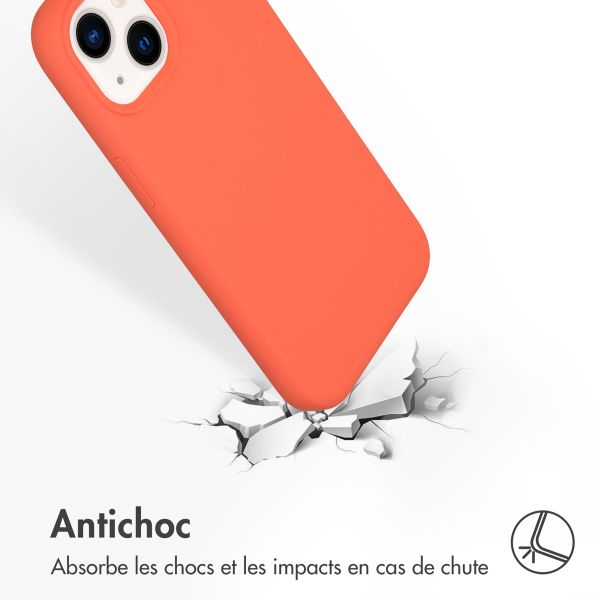 Accezz Coque Liquid Silicone avec MagSafe Apple iPhone 14 / 13 - Nectarine