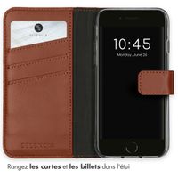 Selencia Étui portefeuille en cuir véritable Apple iPhone SE (2022 / 2020) / 8 / 7 / 6(s) - Marron clair