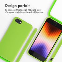 imoshion Coque en silicone avec cordon Apple iPhone SE (2022 / 2020) / 8 / 7 - Fluor Groen