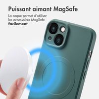imoshion Coque Couleur avec MagSafe Apple iPhone 14 - Vert foncé