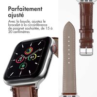 imoshion Bracelet Cuir Crocodile Apple Watch Series 1 á 9 / SE (38/40/41 mm) | Series 10 / 11 (42 mm) - Brun