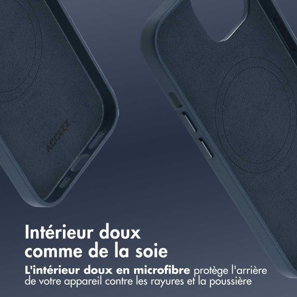 Accezz Coque arrière en cuir avec MagSafe Apple iPhone 15 - Nightfall Blue