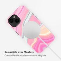 Selencia Coque arrière Vivid Tough avec MagSafe iPhone 14 - Pastel Lipstick Marble