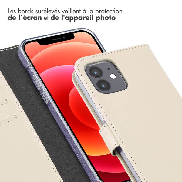 Selencia Étui de téléphone portefeuille en cuir véritable iPhone 12 (Pro) - Greige